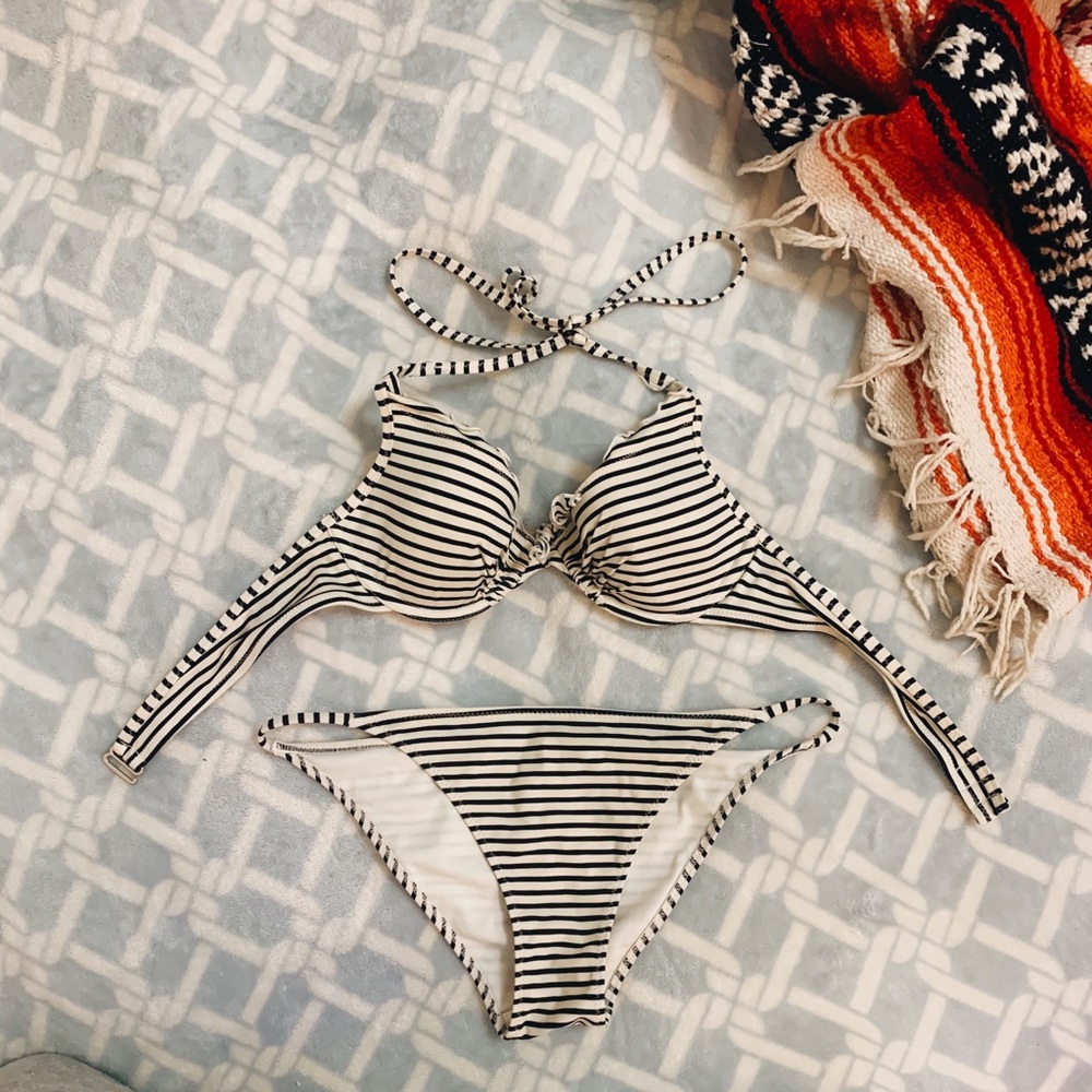 H&M Navy/Black Striped Bikini Set 34A - Picture 1 of 5